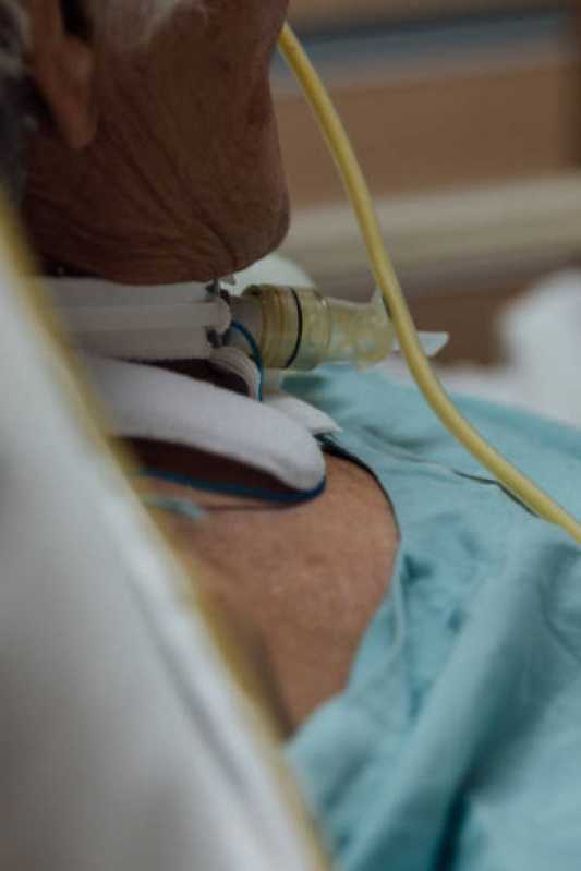 Empresa de Cuidado de Enfermagem com a Traqueostomia Contratar PARQUE TECNOLOGICO DE BRASILIA GRANJA DO TORT - Empresa de Cuidado com Paciente Tqt