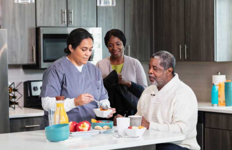 Terapia Nutricional Domiciliar Contratar Sh Arniqueiras - Atendimento Nutricional Home Care para Idosos